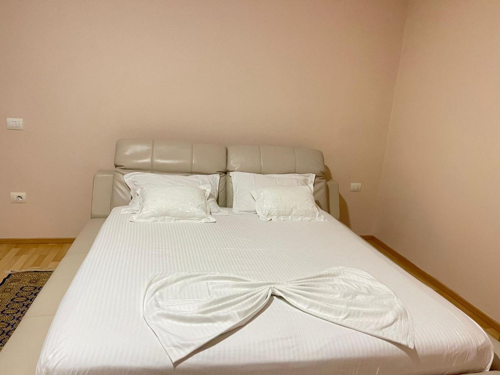 Xhemi'S Apartment Sarandë 外观 照片