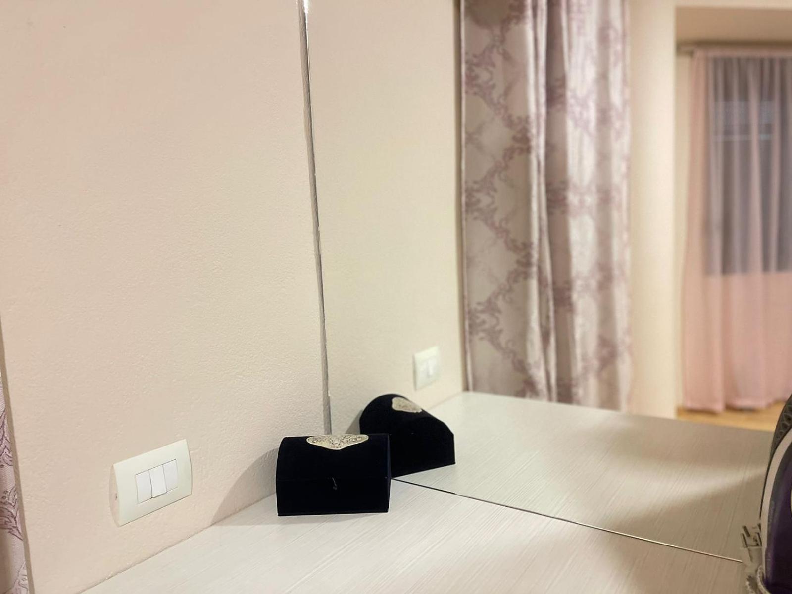 Xhemi'S Apartment Sarandë 外观 照片