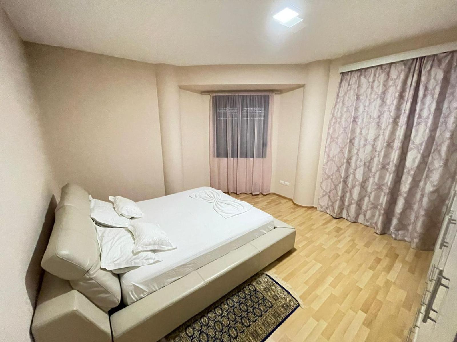 Xhemi'S Apartment Sarandë 外观 照片