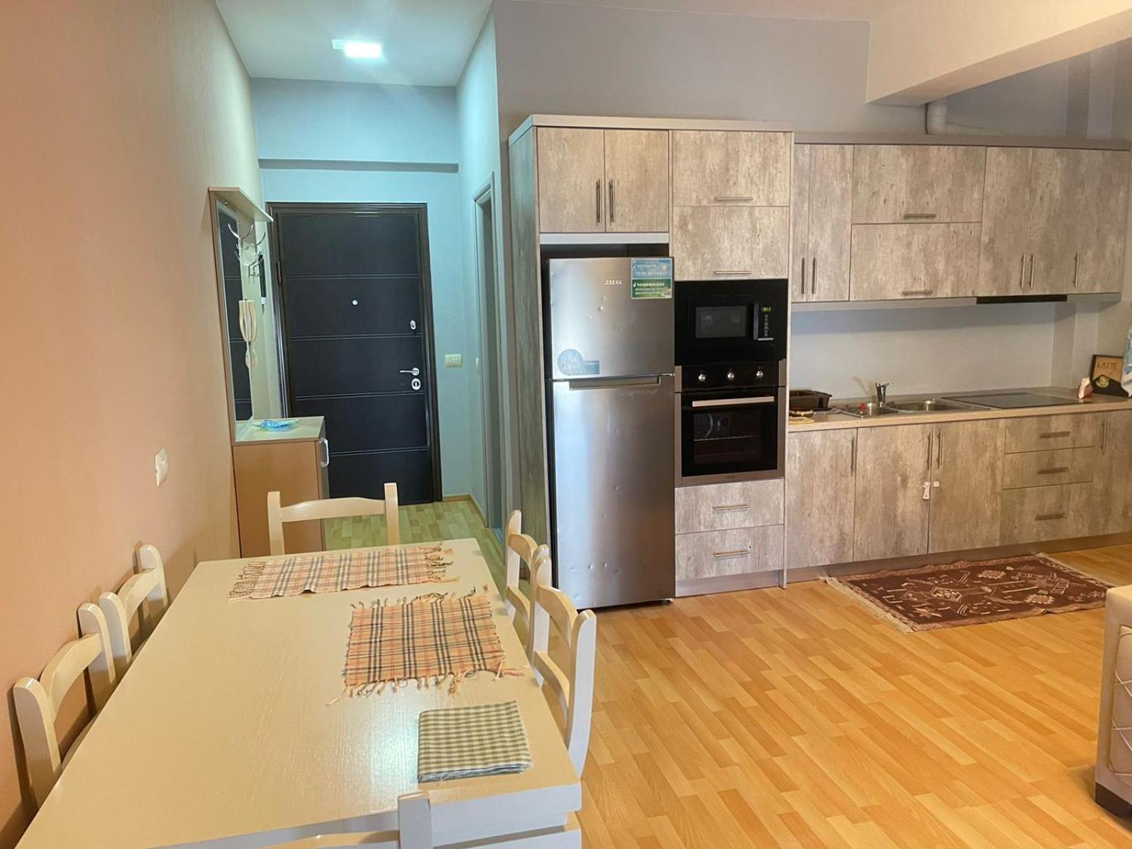 Xhemi'S Apartment Sarandë 外观 照片