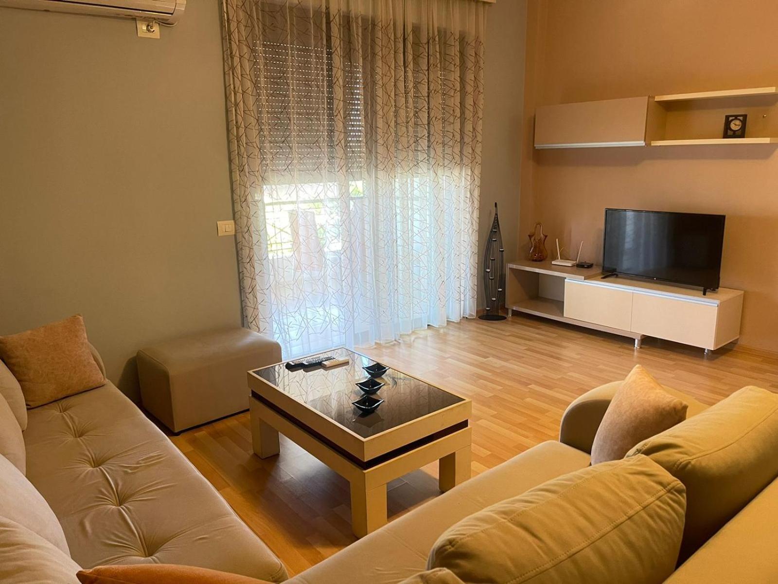 Xhemi'S Apartment Sarandë 外观 照片