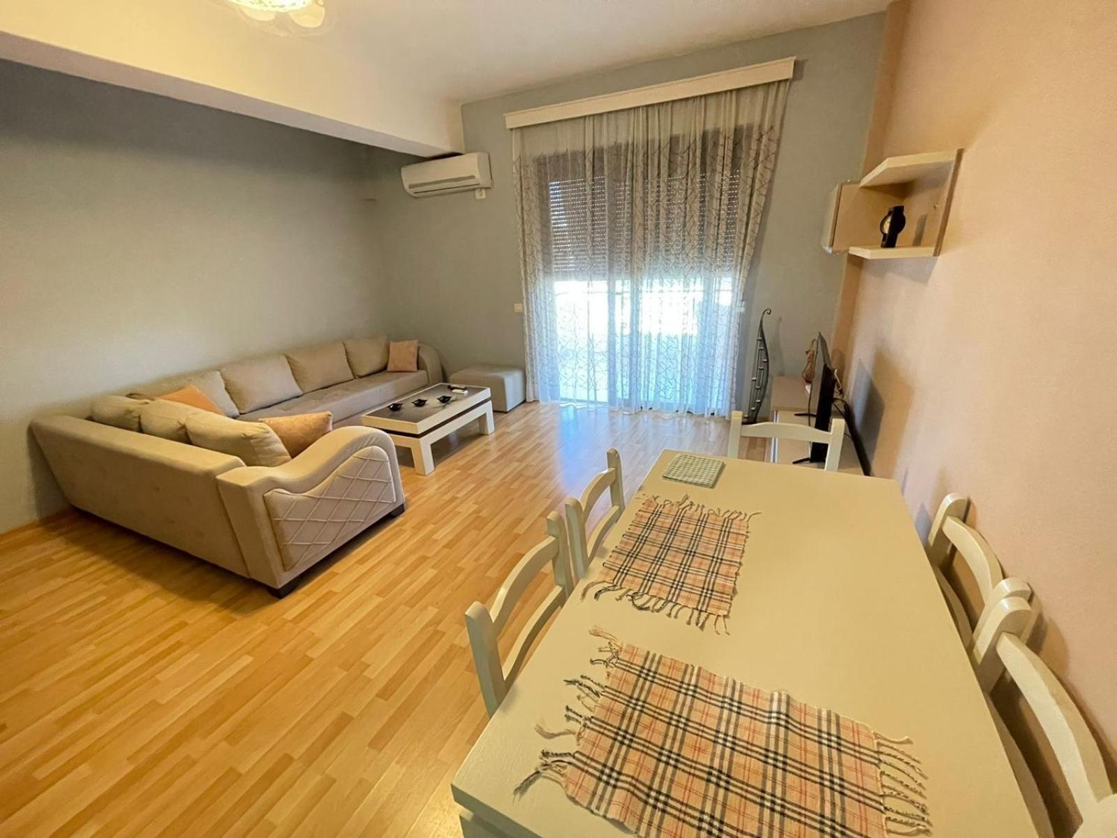 Xhemi'S Apartment Sarandë 外观 照片