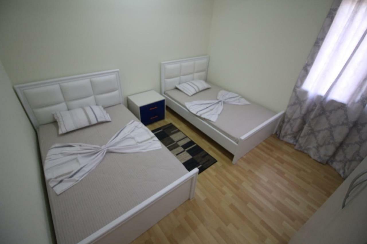 Xhemi'S Apartment Sarandë 外观 照片