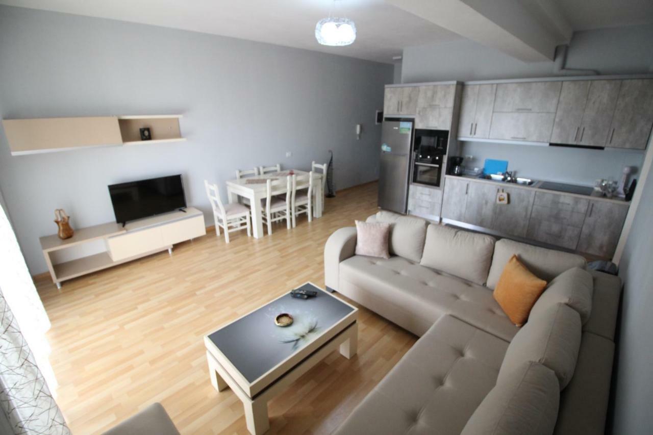 Xhemi'S Apartment Sarandë 外观 照片